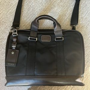 Tumi Mens Briefcase with Strap
